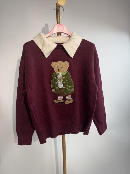 Damenpulli mit Bärenmuster Bordeaux