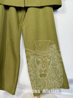 Modische Hose mit Glitzersteinen