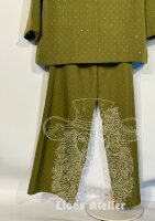 Modische Hose mit Glitzersteinen