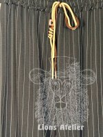 Damenhose mit Seitenstreifen