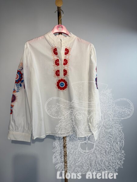Damenbluse mit Stickereien
